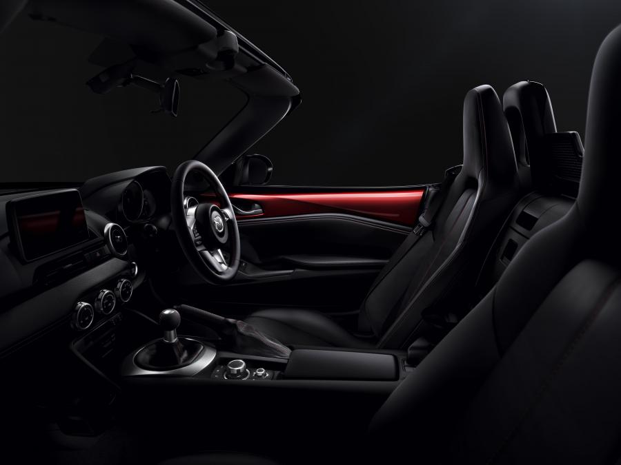  Mazda MX-5 Roadster 2014 года  (фото 7 из 62)
